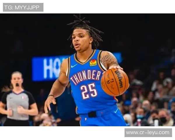 爱德华兹首节表现出色9投4中三分球命中率待提高